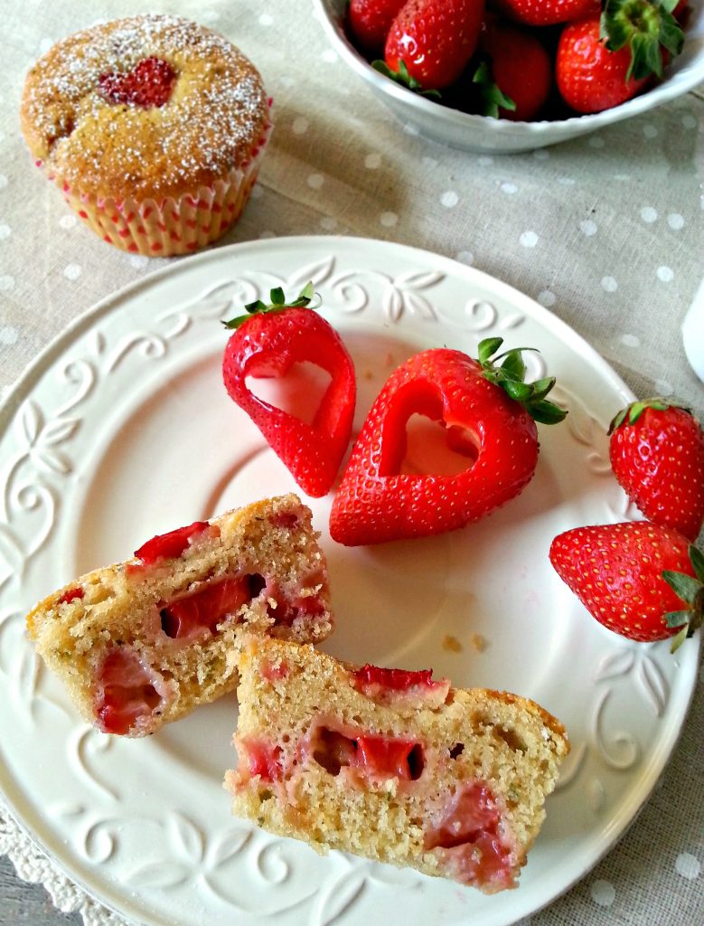 Muffin dolci alle fragole speziate e maggiorana veloci