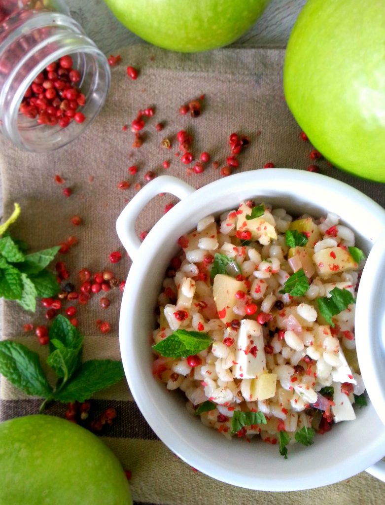 Orzo salad alla mela verde e menta