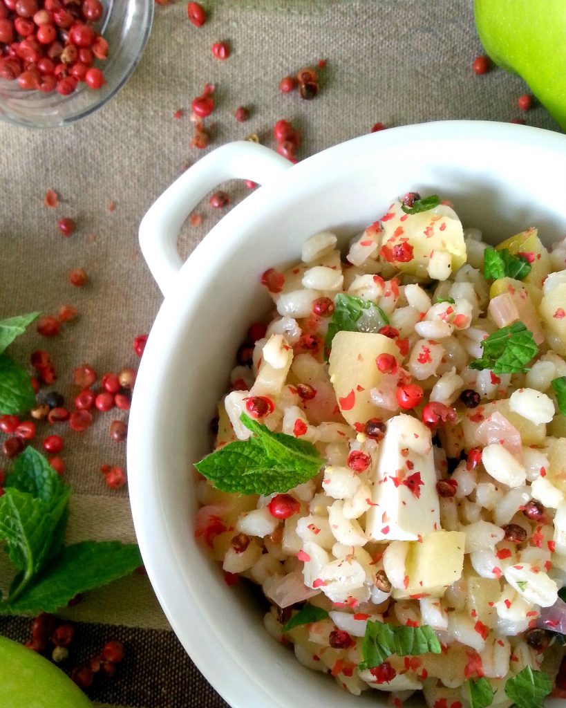 Orzo salad alla mela verde e menta ricetta light