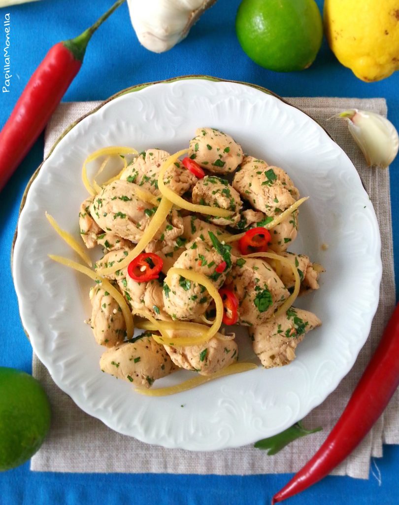 Insalata di pollo con zeste caramellate ricetta light