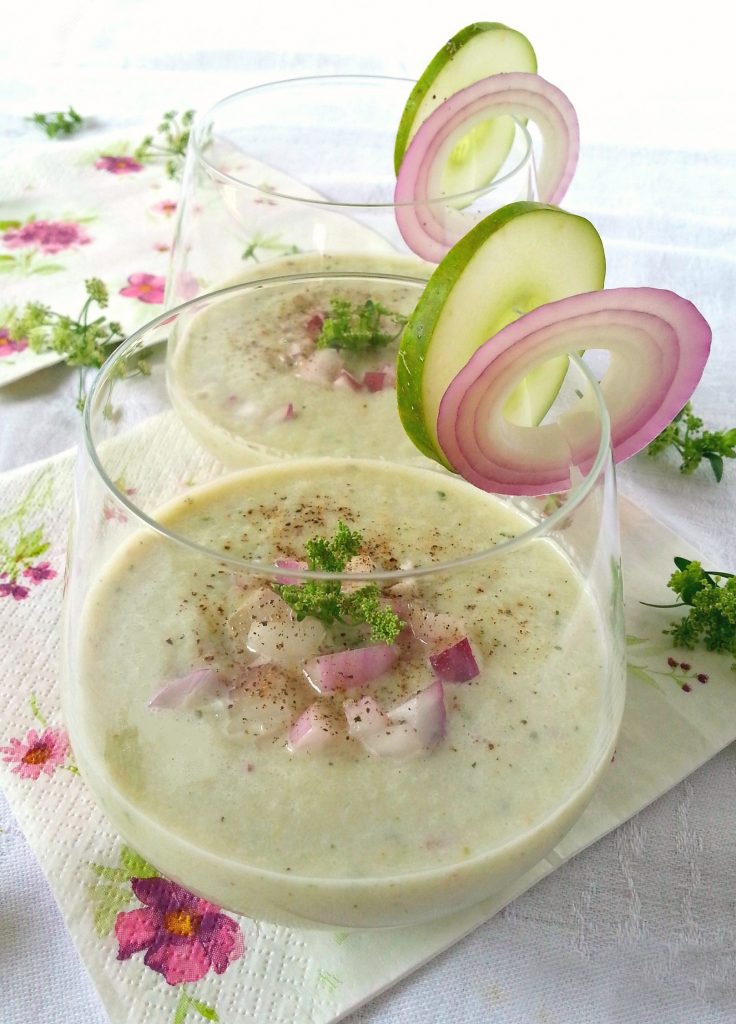 Gazpacho verde con soia e coriandolo veloce