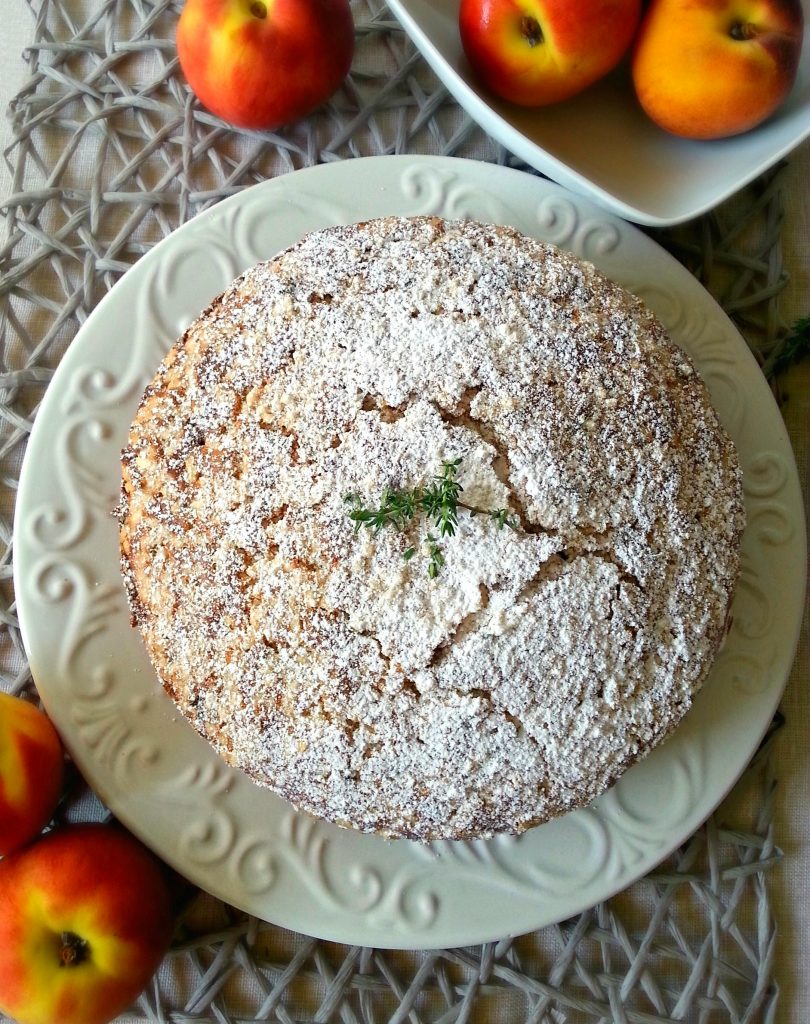 Torta di pesche frullate al timo ricetta light