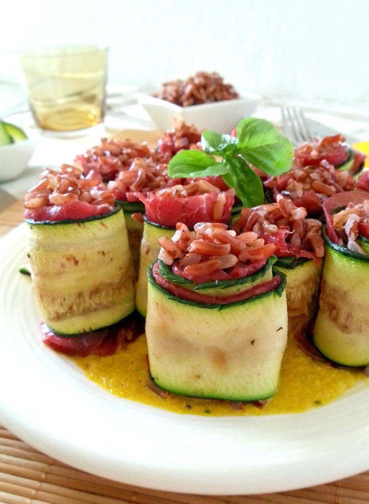 Paccheri di zucchine ripieni al riso rosso e bresaola ricetta light