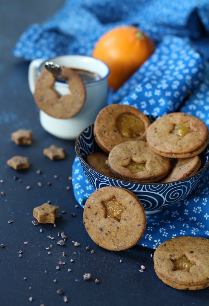 Frollini veg al farro cioccolato e arancia verticale