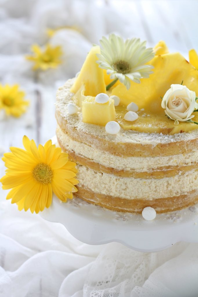 Naked cake con ananas facilissima