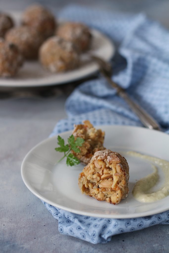 polpette veg di cavolfiore e fiocchi di soia ricetta facile