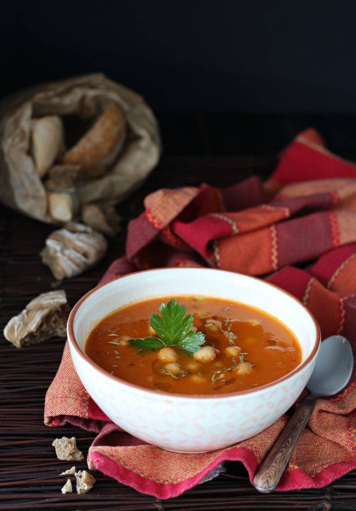 Zuppa di ceci e pomodorini allo zafferano Notedi