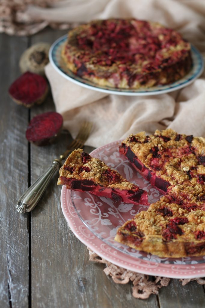 Sformato leggero di barbabietola e salvia ricetta vegetariana