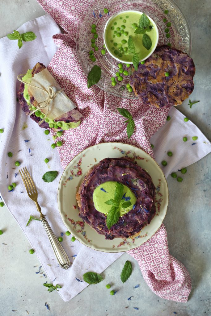 Pancakes senza uova con piselli e carote viola RICETTA facile