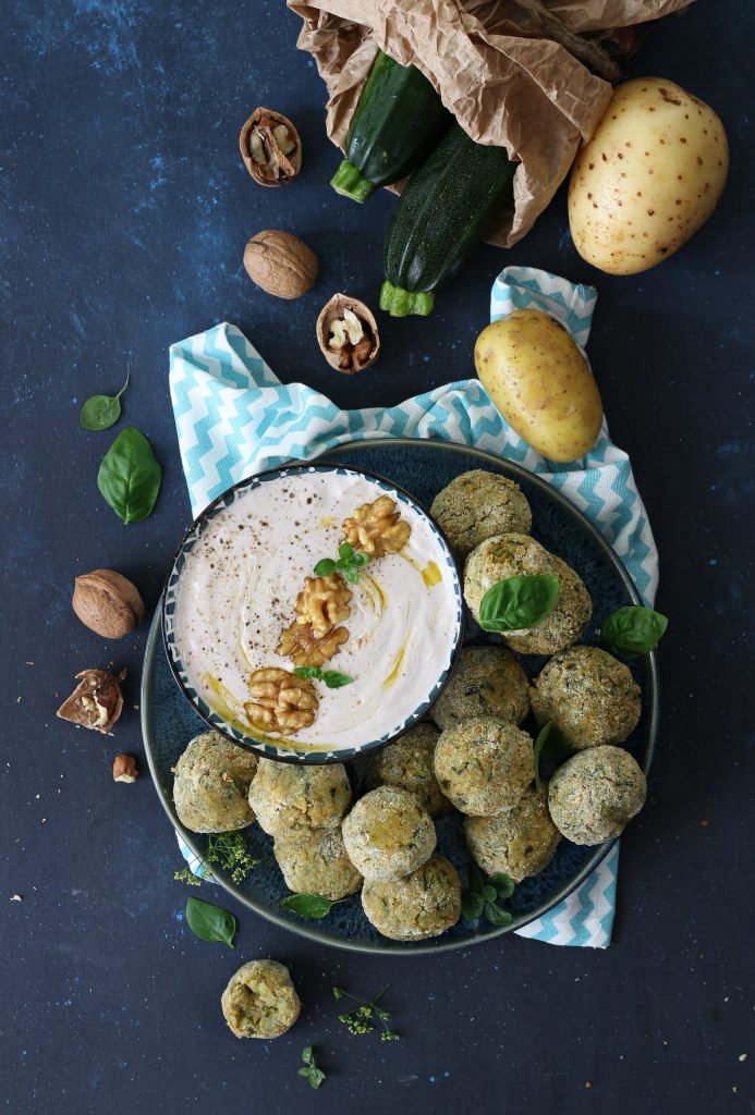 Polpette vegan di zucchine e patate con Airfryer ricetta veloce