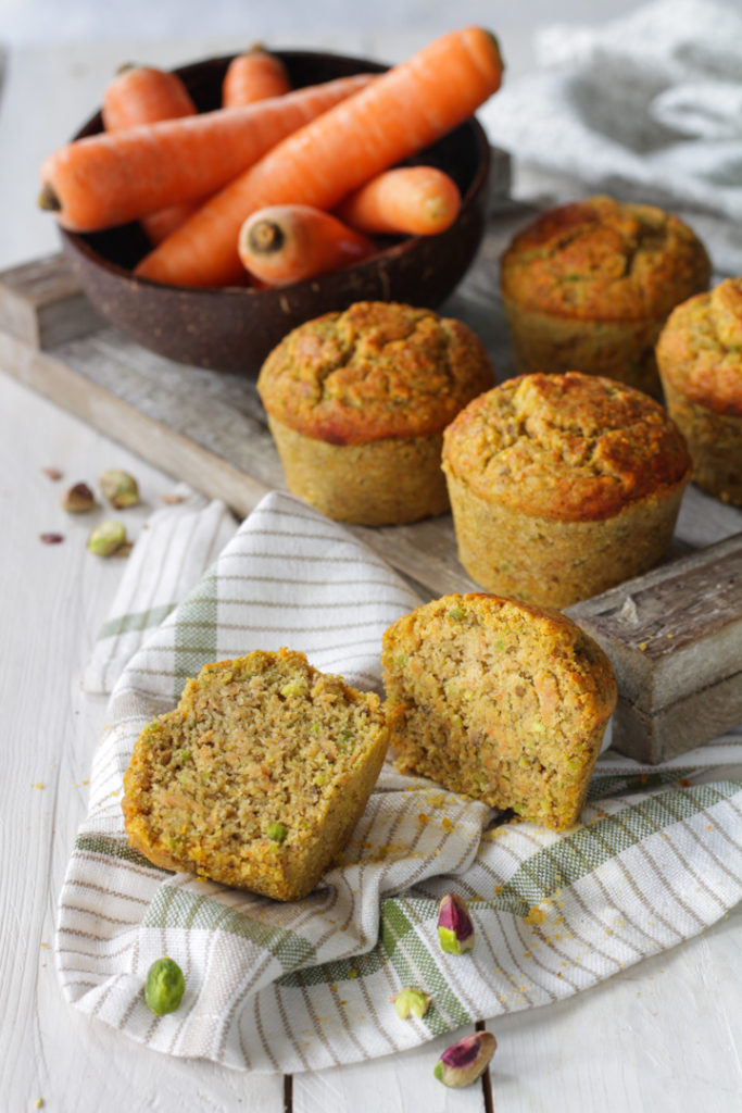 Muffin salati carote e pistacchi ricetta veloce