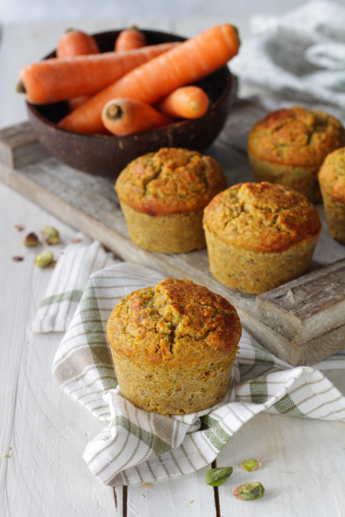 Muffin salati carote e pistacchi ricetta facile