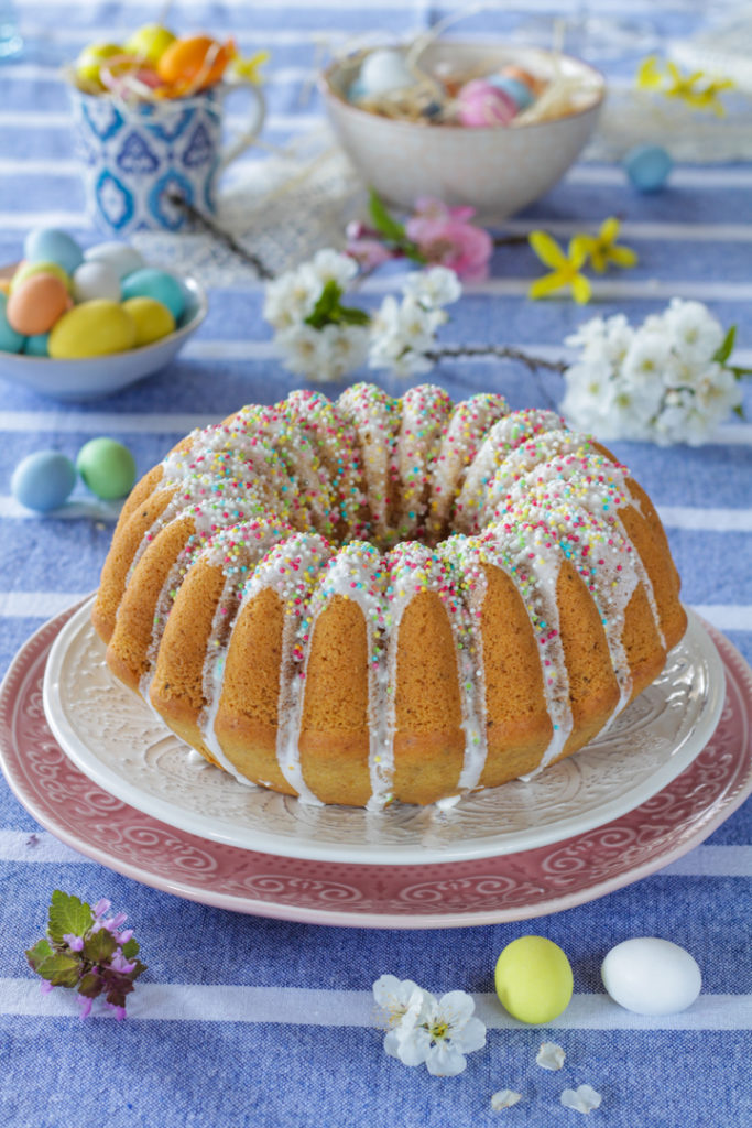 Ciambella pasquale acqua e anice ricetta facile e light