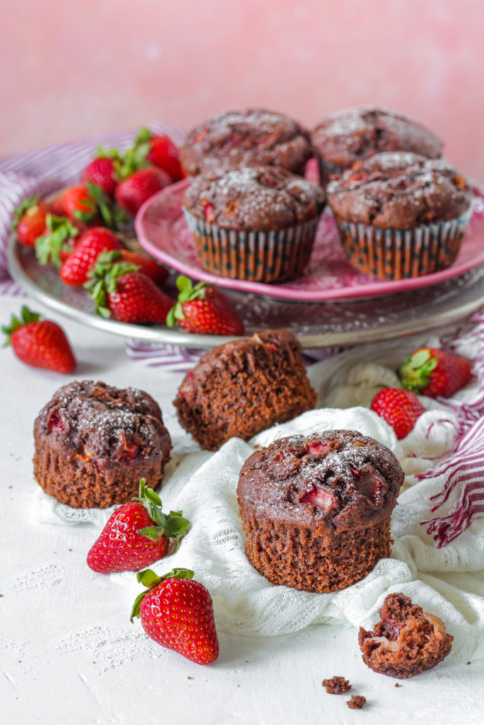 Muffin alle fragole con farro e cacao veloci