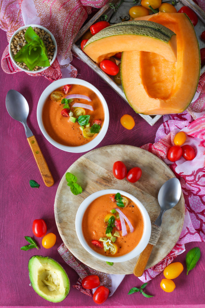 Gazpacho melone avocado e pomodorini ricetta facile