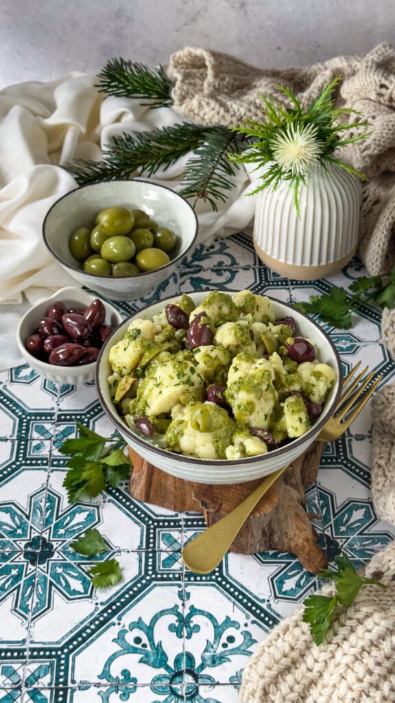 Insalata di cavolfiore con crema di olive