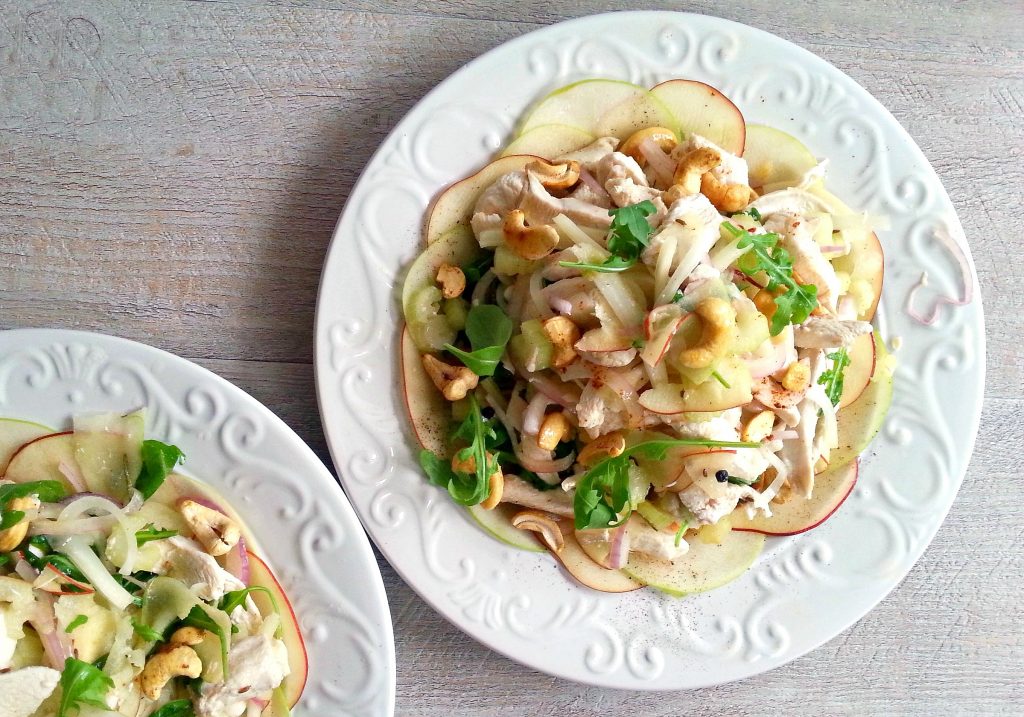 Insalata di pollo lesso mele e anacardi - Papilla Monella