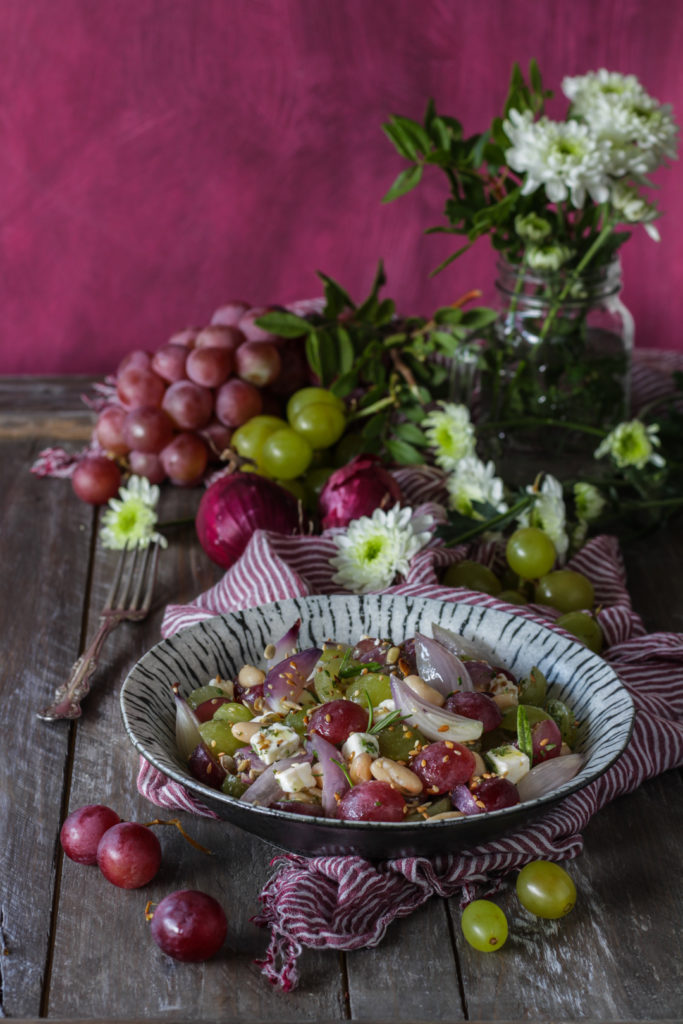 Insalata di uva feta e cannellini