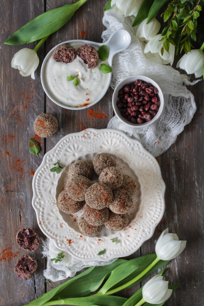 Polpette di fagioli rossi azuki e paprika vegan veloci