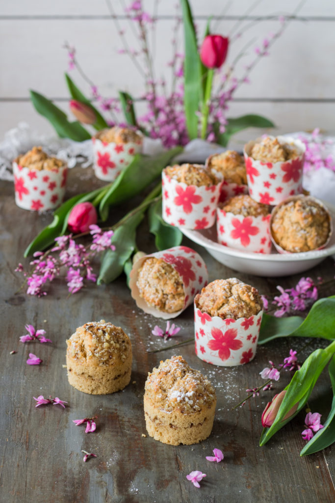 Muffin albumi e nocciole con zucchero muscovado light