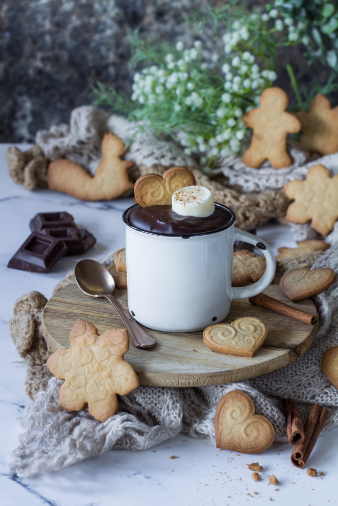 Cioccolata speziata con gelo di panna