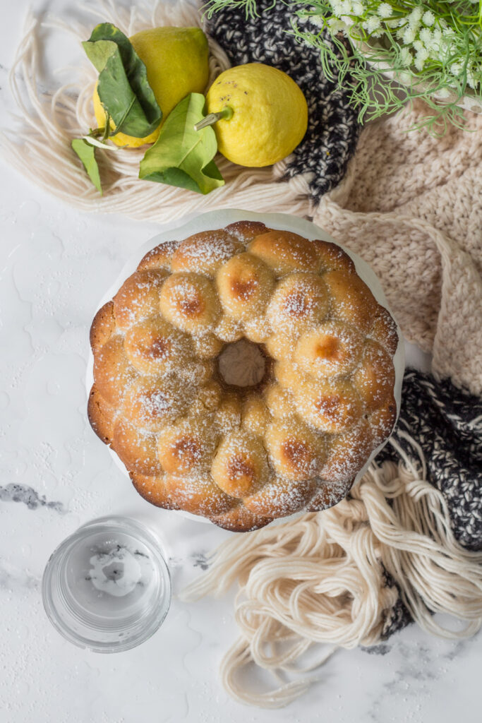 Ciambella all'acqua e limone vegana