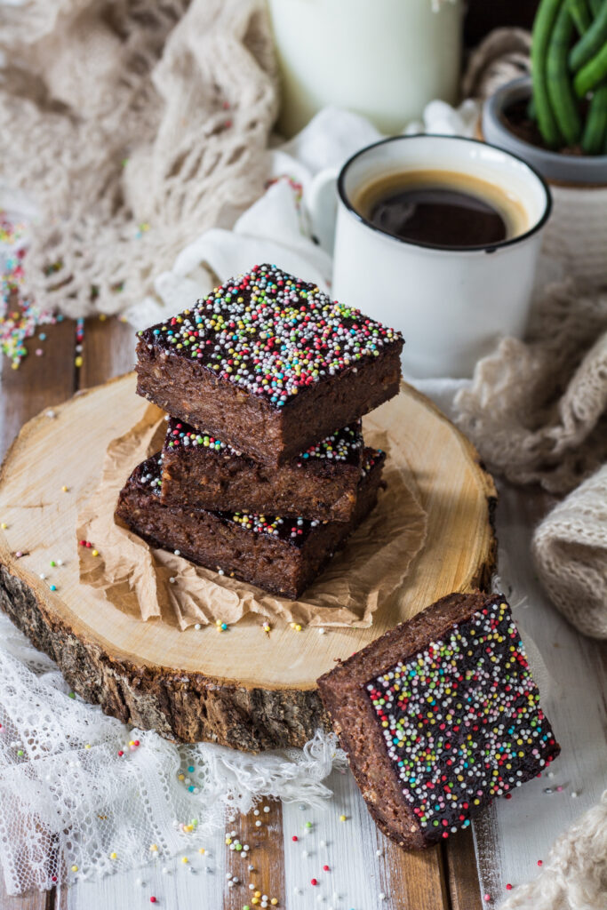 Brownies vegani di pane ricetta facile