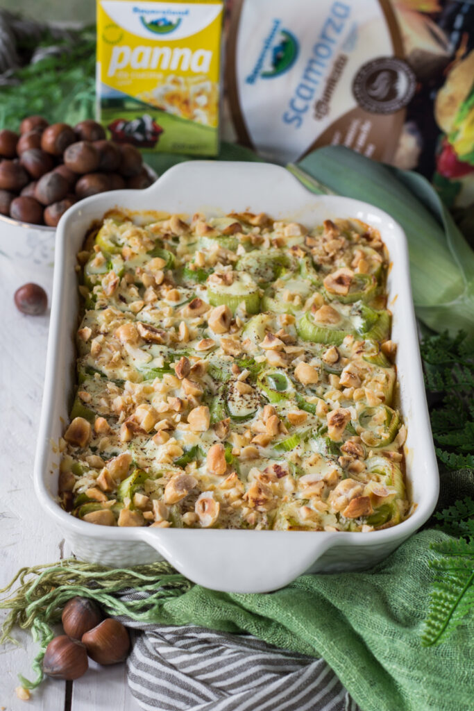 Lasagnette con porri scamorza e nocciole bayernland