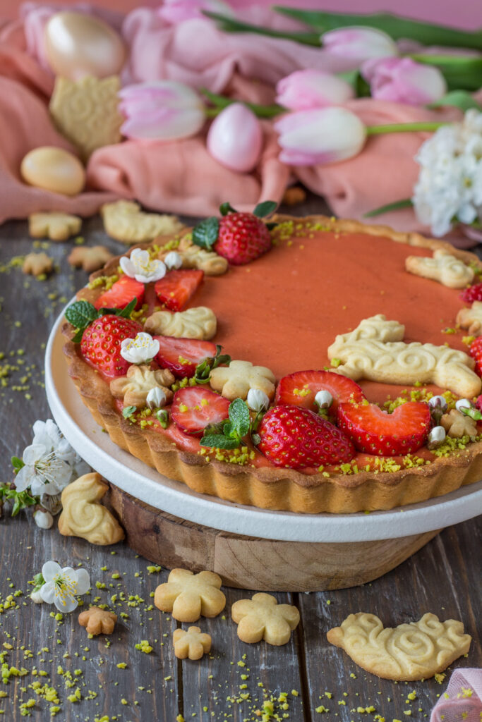 Crostata alle mandorle con curd BURRO E FRAGOLE