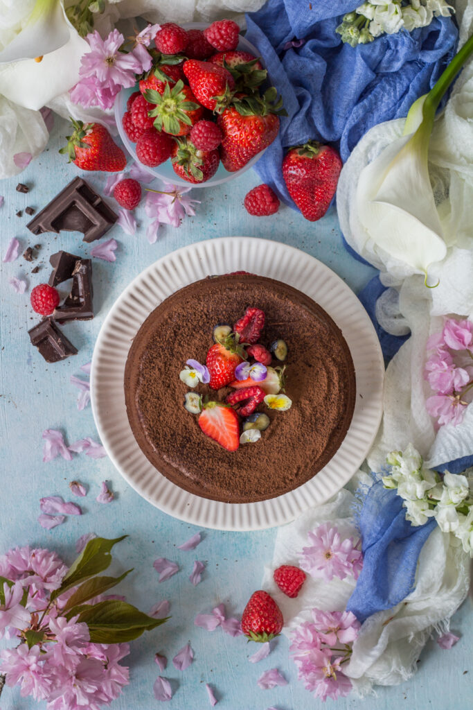 Torta e ganache al cioccolato riciclare uova pasqua