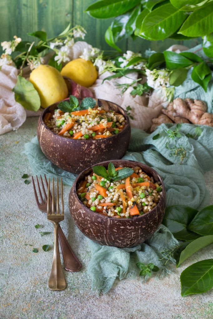 Insalata di sorgo alle verdure e zenzero