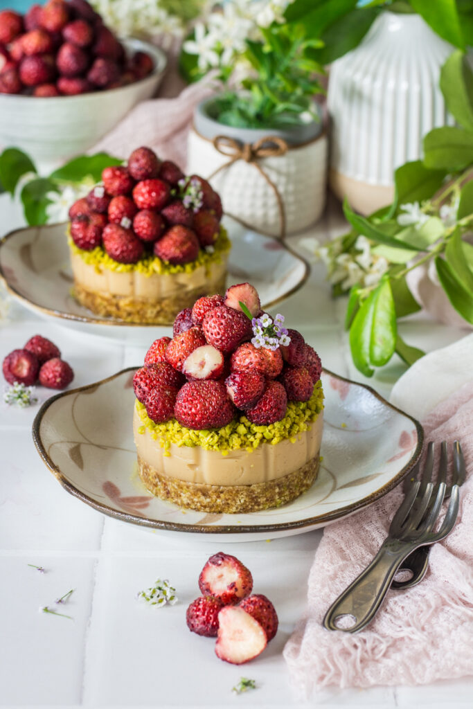 Cheesecake vegan con fragola profumata di Tortona