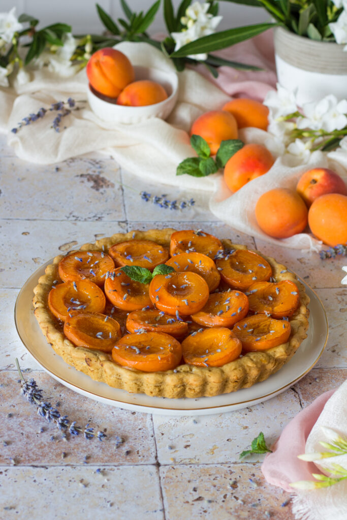 Crostata vegan alle albicocche fresche e Fiordifrutta