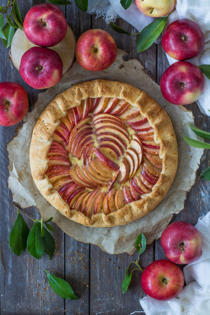 Galette alle mele e formaggio spalmabile