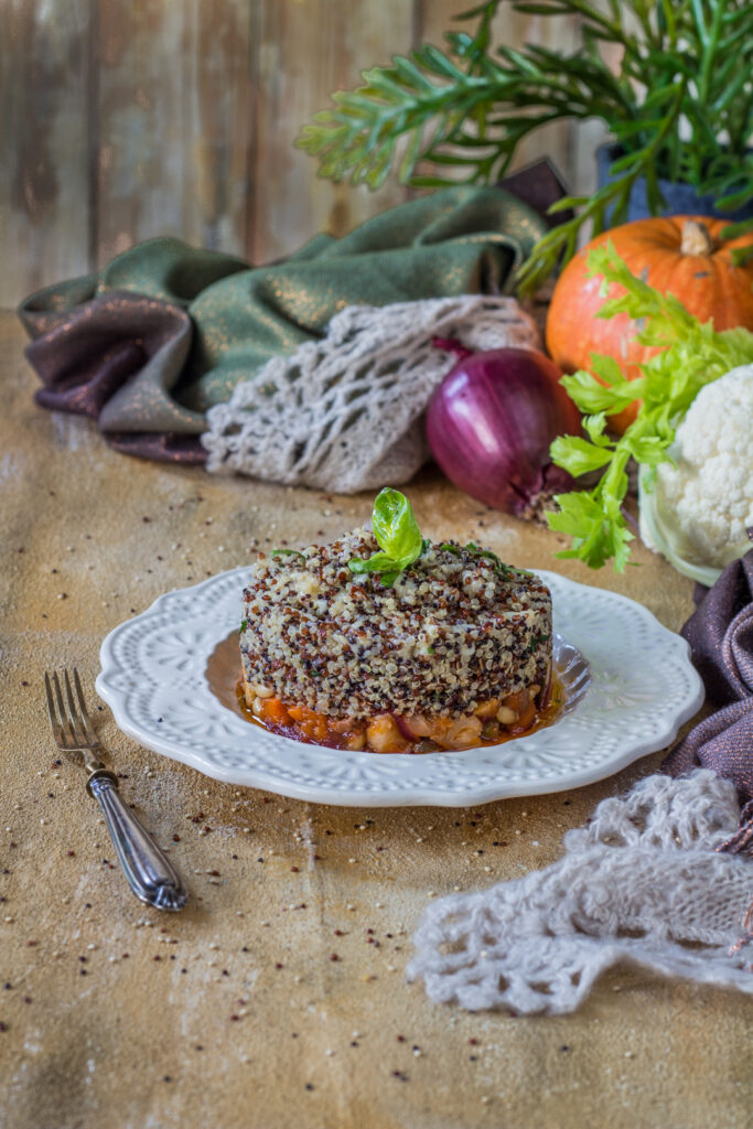 TORTINO DI QUINOA CON CAPONATA INVERNALE