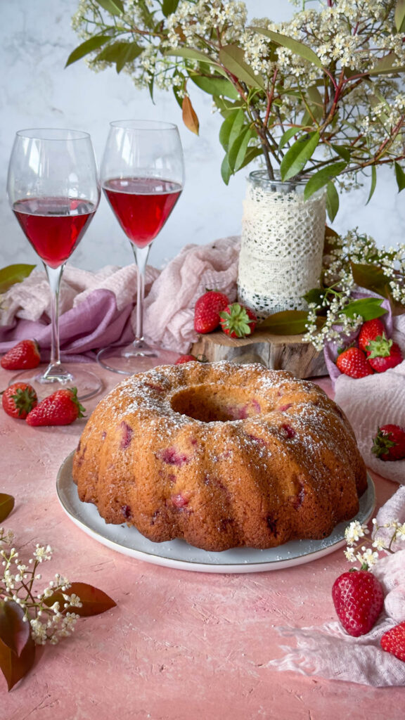 torta golosa fragole e yogurt con brachetto