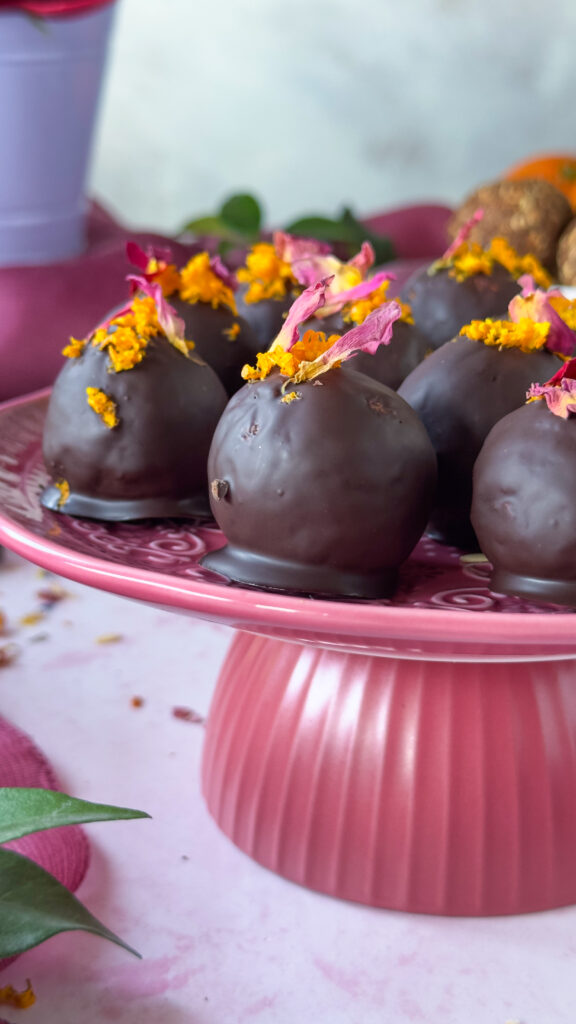 Praline brownie cioccolato e arancia | Ricetta Veg