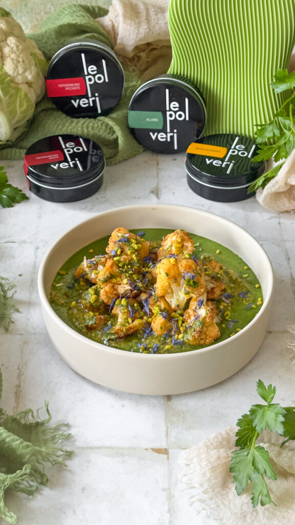 Cavolfiore arrosto su crema di spinaci