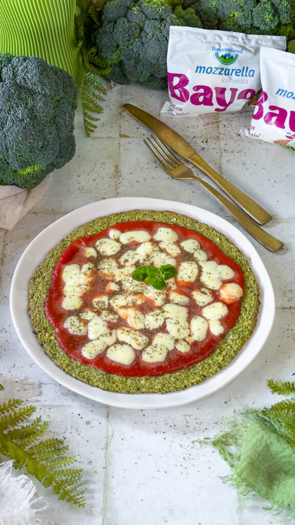Pizza di broccolo senza glutine e senza lattosio