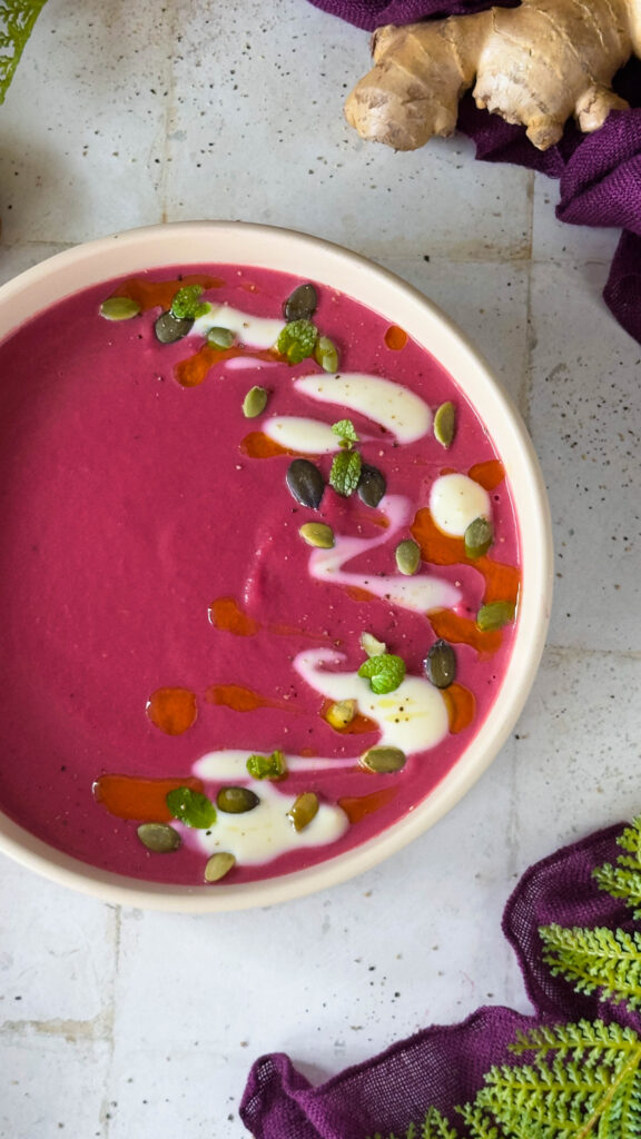 impiattamento vellutata barbabietola e mele